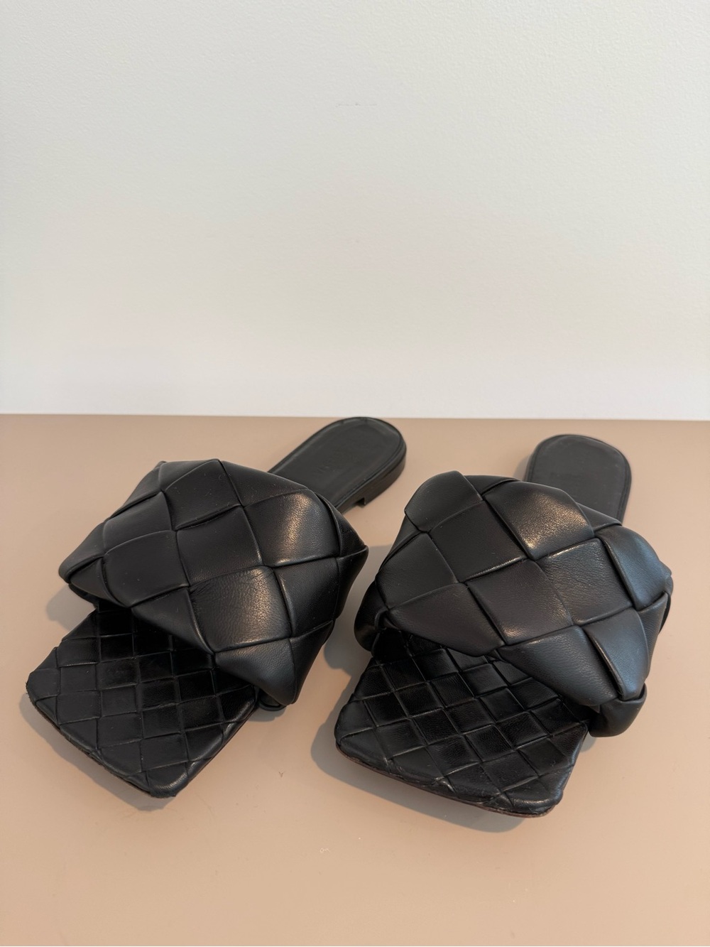 Bottega Veneta Black Lido Flat Slide Sandals